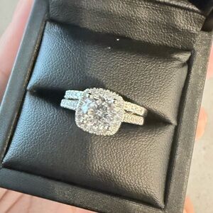 Evermore Ring Set – Size 8 (NEW, Never Used)